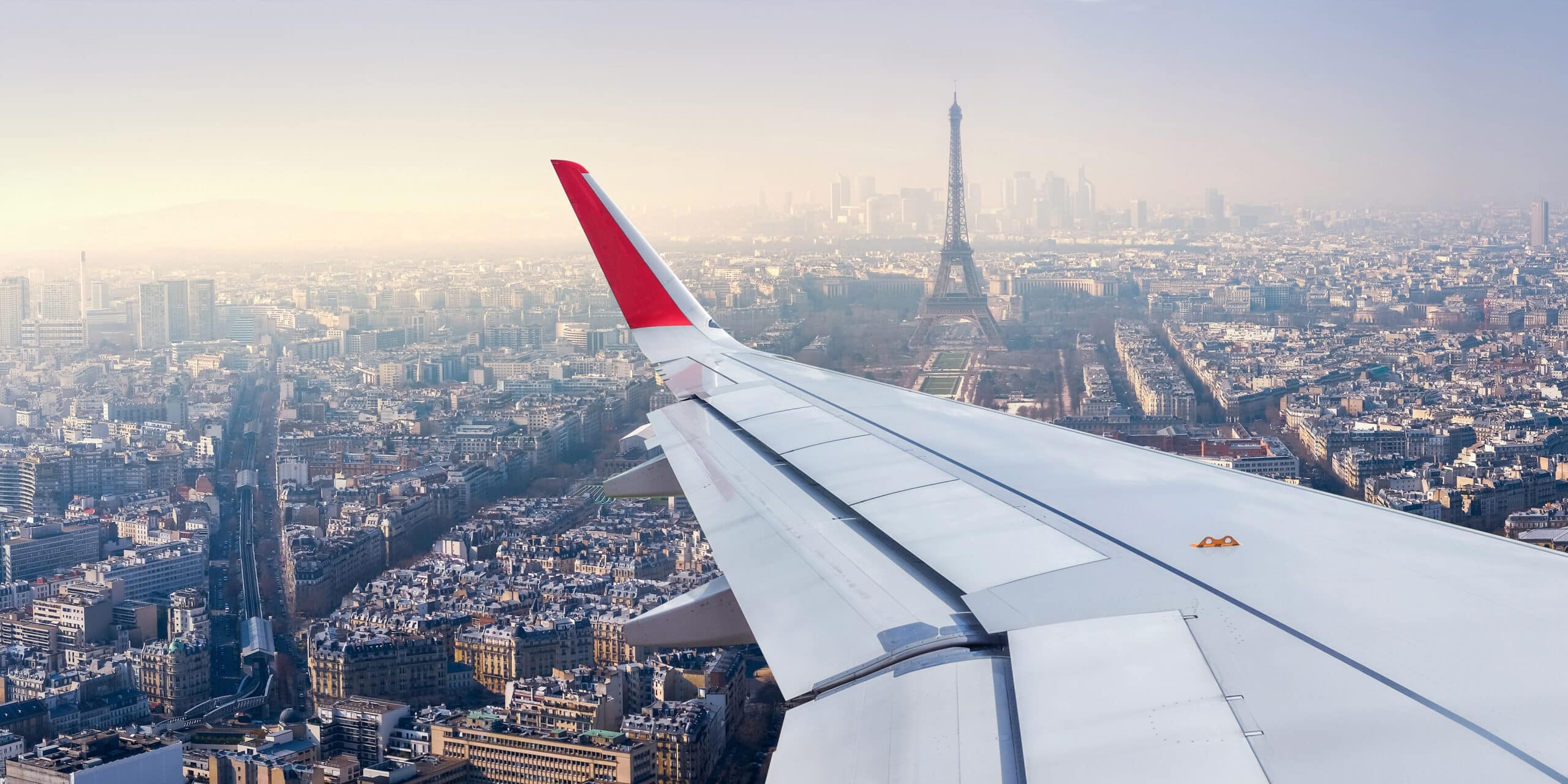Best Airlines To Fly To Paris Eiffel Tower